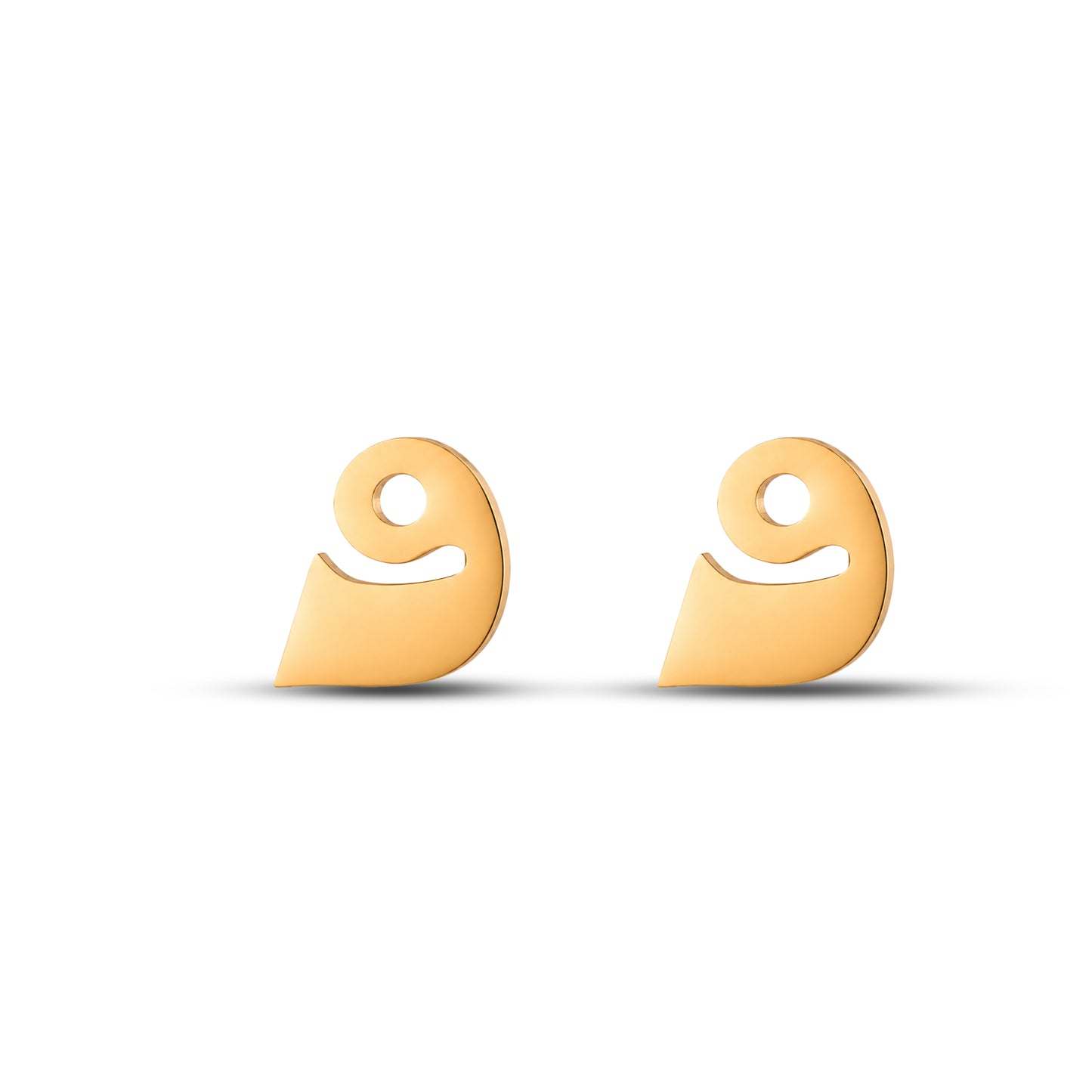 حلق حرف الواو Waw earrings