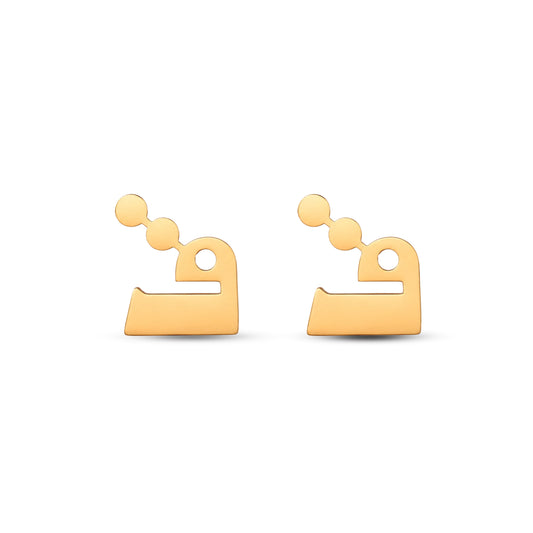 حلق حرف القاف Qaaf earrings